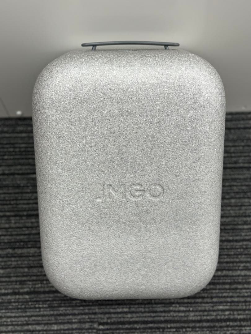 JMGO N1 ultra4K対応 3色レーザープロジェクター（専用スタンド付）