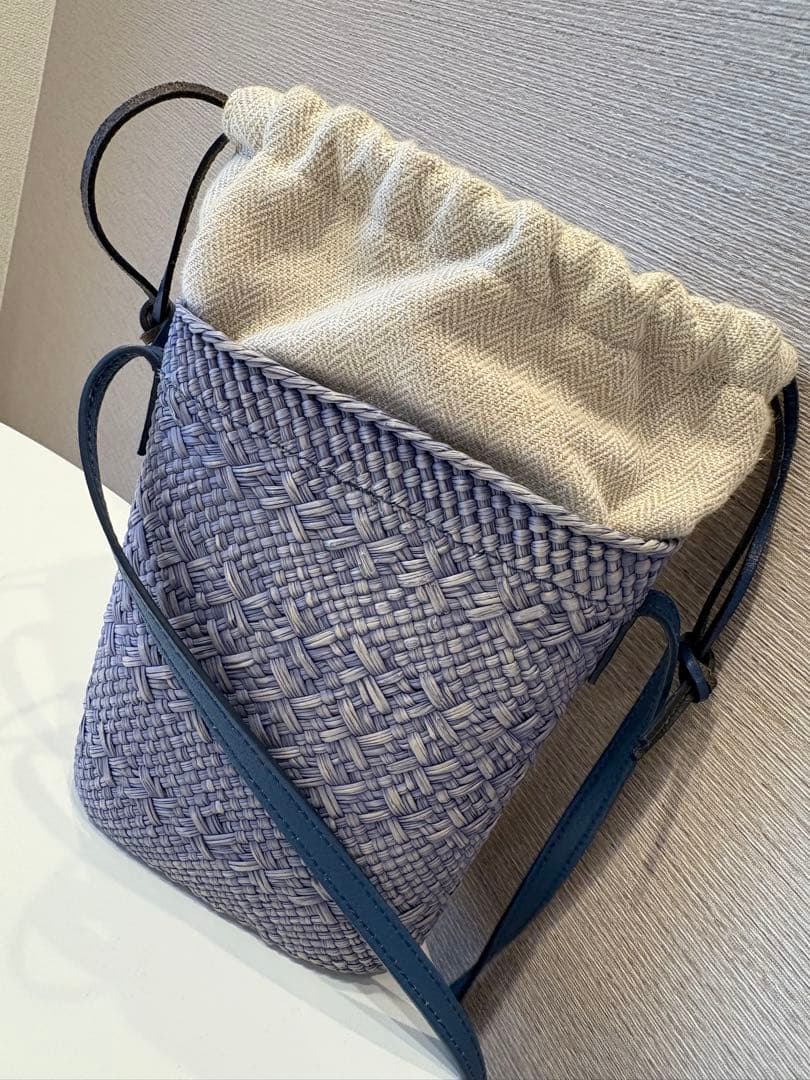 ロエベ　巾着型かごバッグ