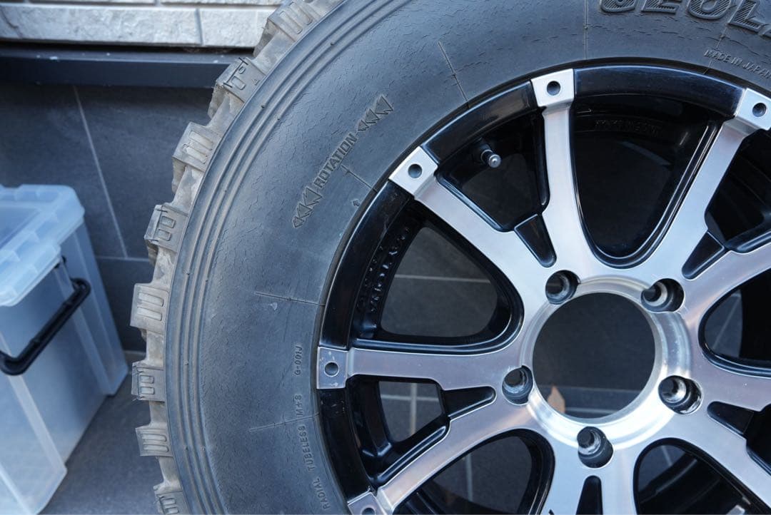 ジムニー背面タイヤ用　GEOLANDAR M/T 16インチセット