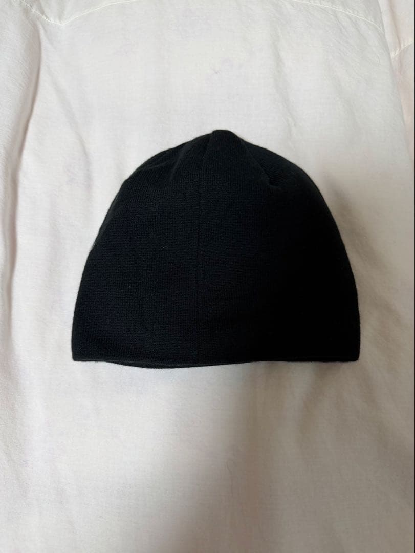 ARC'TERYX ブラック ニット帽　ビーニー