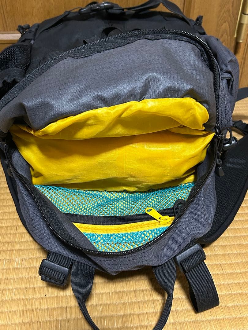 BURTON カメラリュック