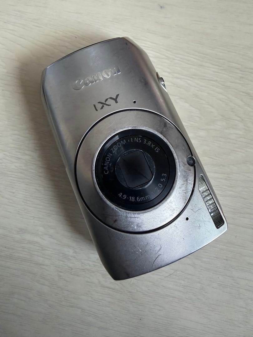 Canon IXY 30Sコンパクトデジタルカメラ