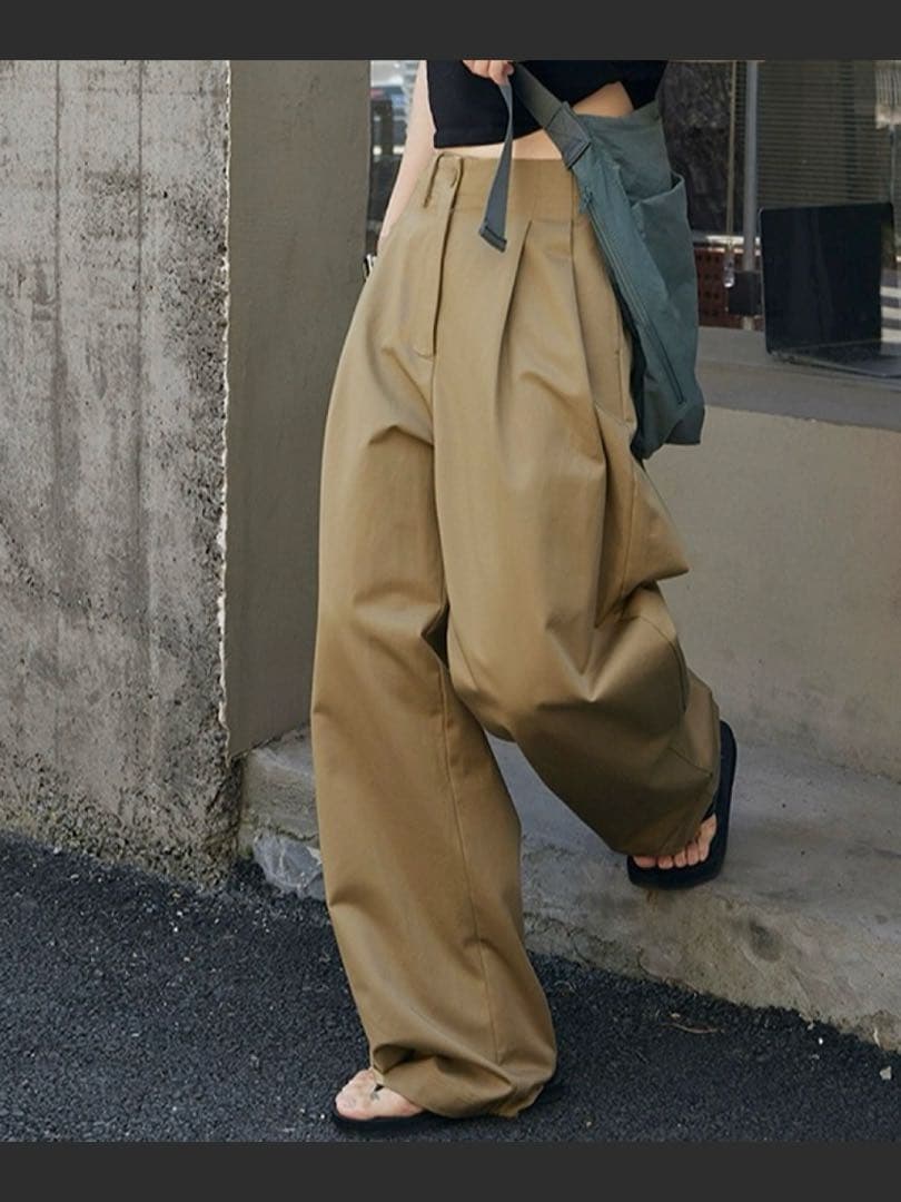 wangwang (タック入りワイドパンツ　ベージュ)