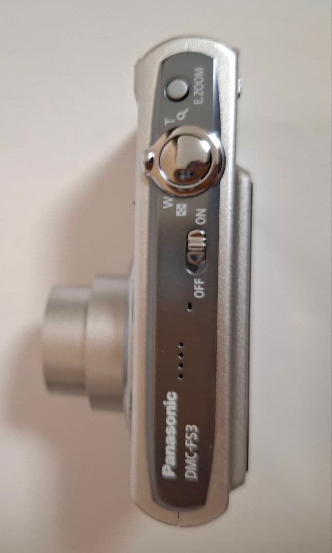 [美品]パナソニック Panasonic LUMIX DMC-FS3 コンデジ