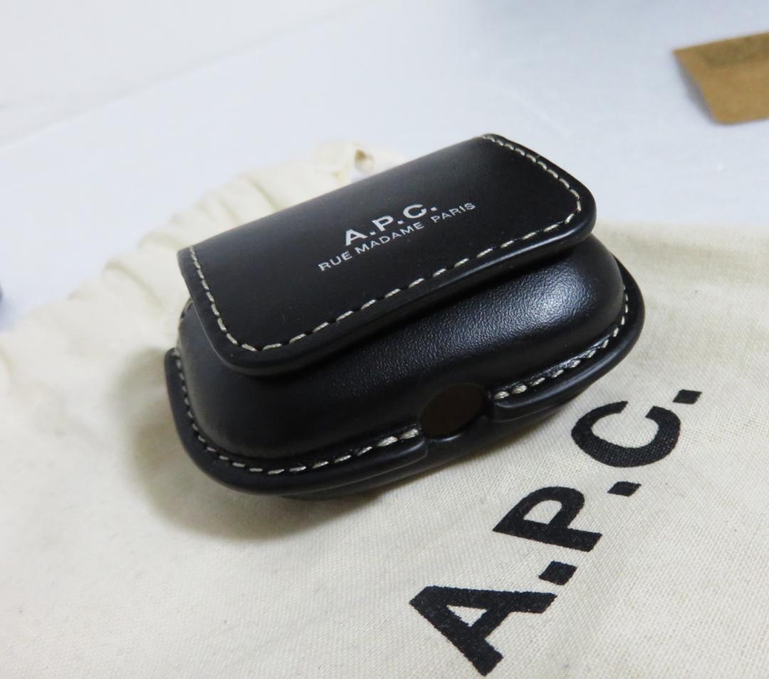 定価3万 A.P.C. Airpods Case Max 3eme ブラック