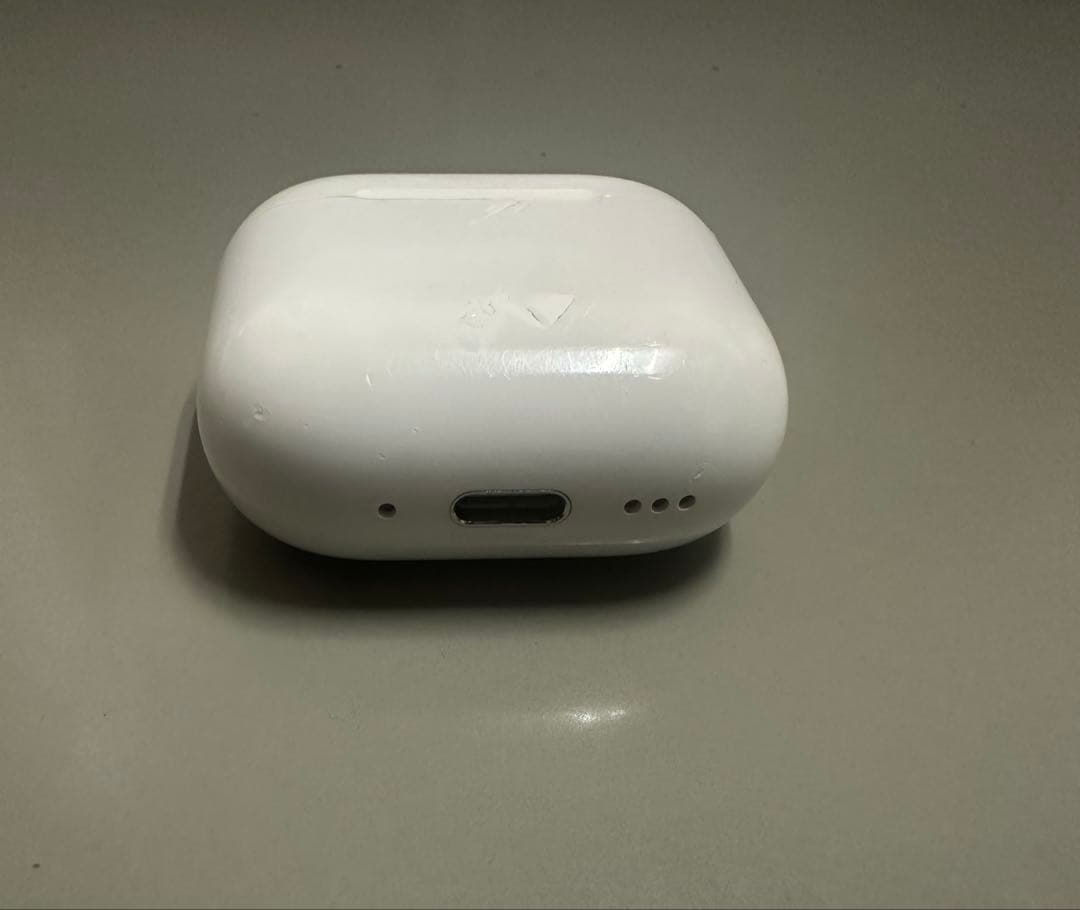 AirPods 4世代　(ANC) ノイキャン有