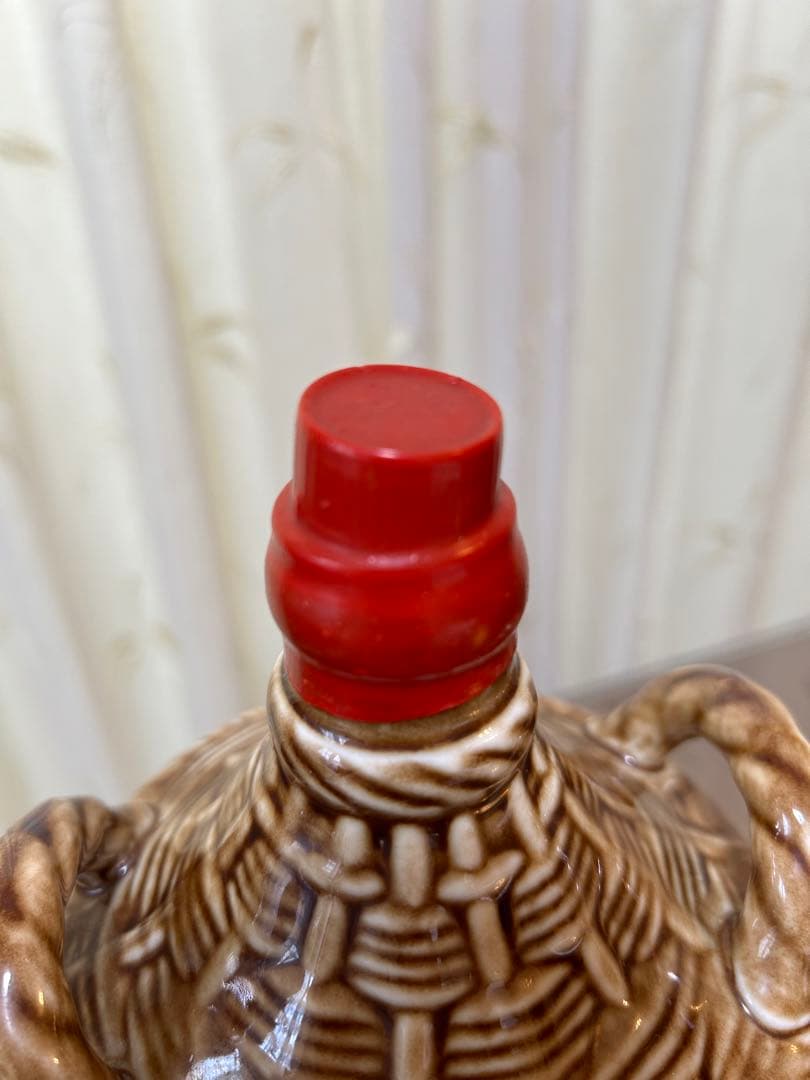 希少　未開栓 パスカル コンボー リザーブ 陶器ボトル 700ml　化粧箱なし