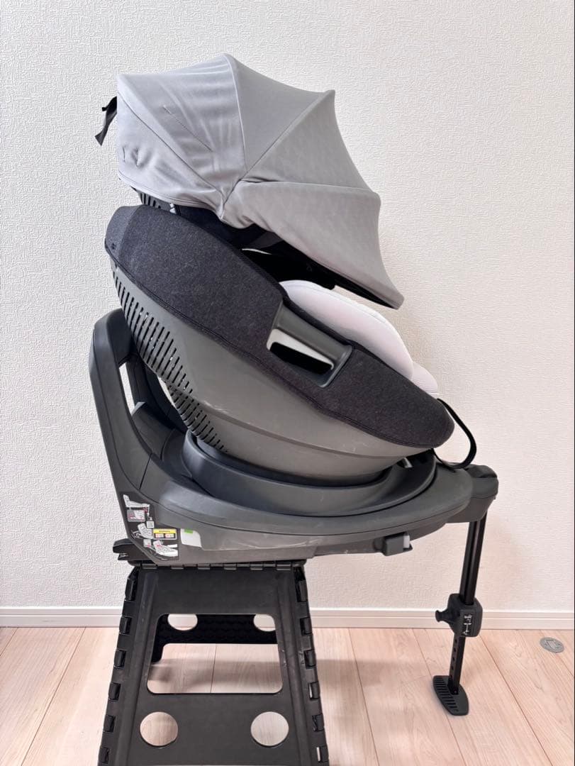 ⭕️本日削除します美品 Combi コンビ THE S ISOFIX ZA-670