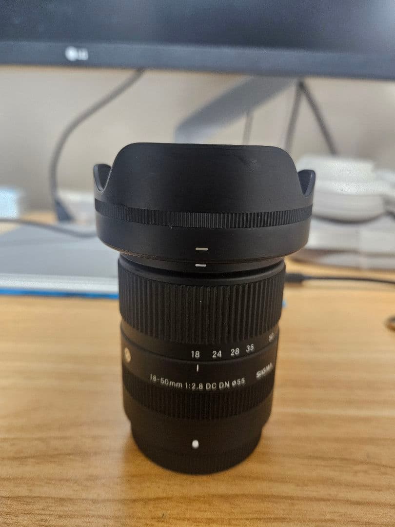【美品】SIGMA 18-50mm F2.8 DC DN Xマウント