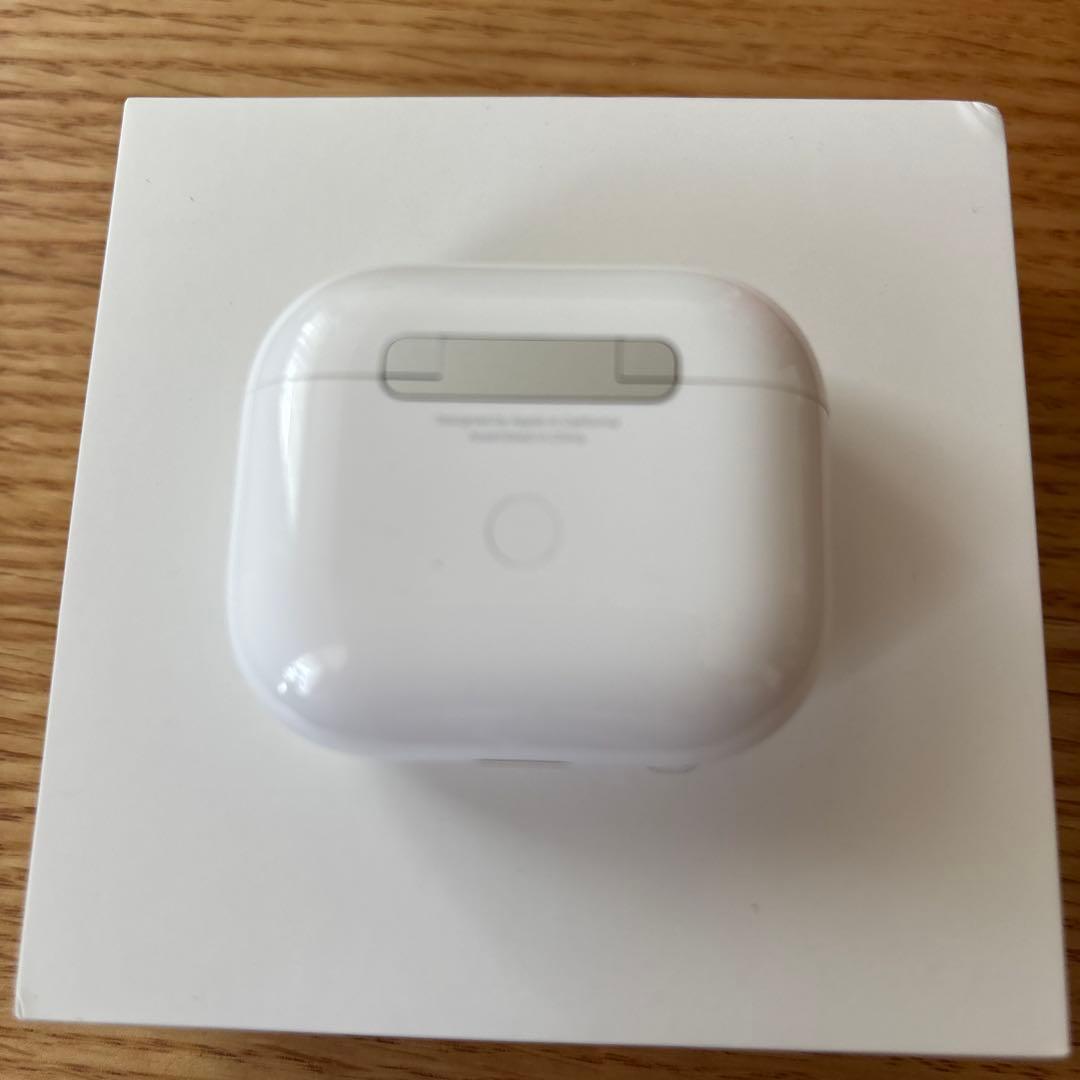 AirPods 3世代　本体 ホワイト