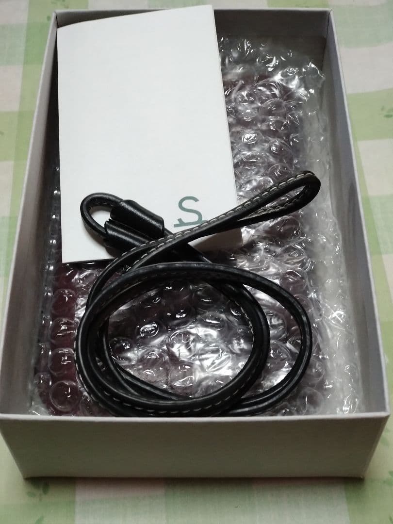 ワイルドスワンズ　スマホケース　プリマスM オットセイ革　カラビナMセット