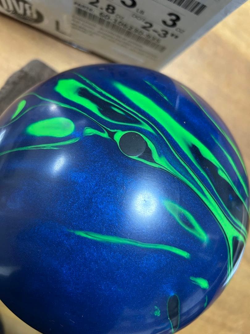 【新品】15ポンド　DV8 Warrant Hybrid ボウリングボール