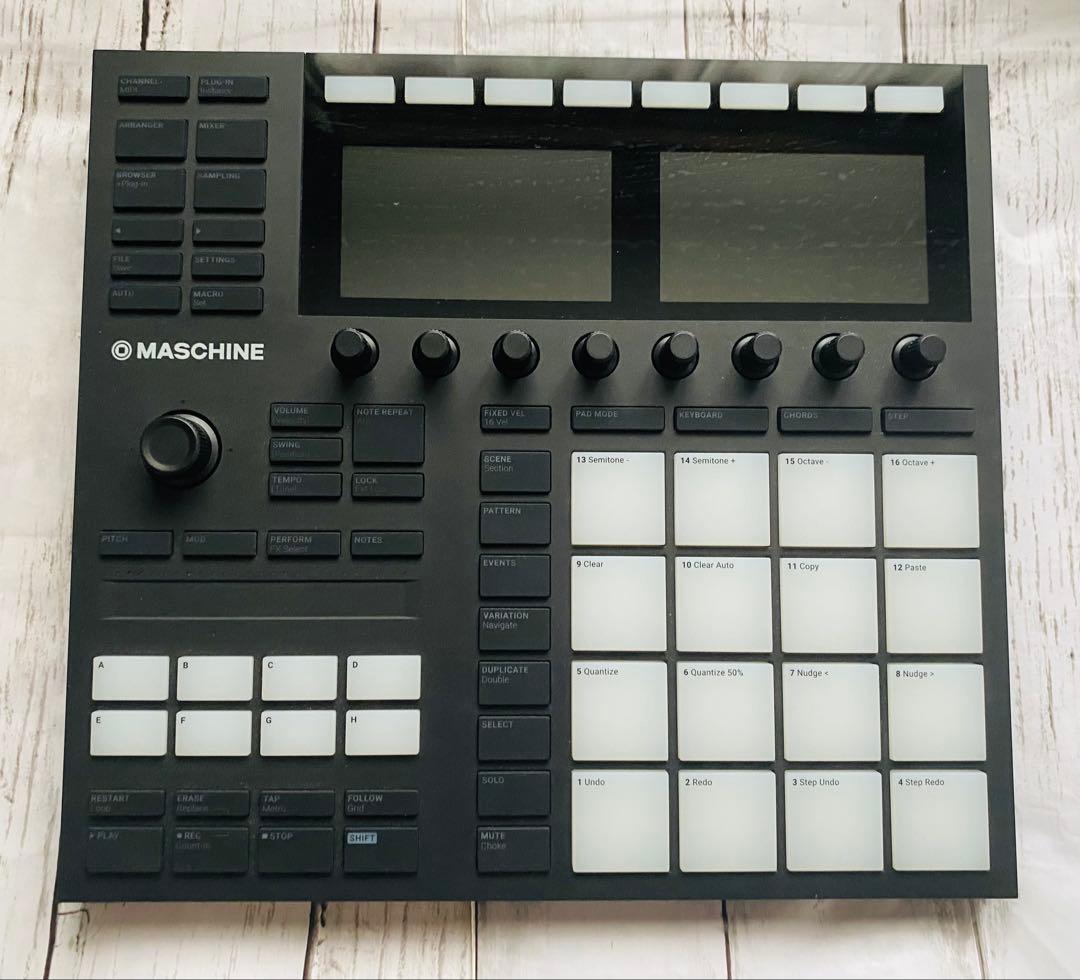 ■MASCHINE MK3 （箱・ケース・ガイドブック・IDあり）