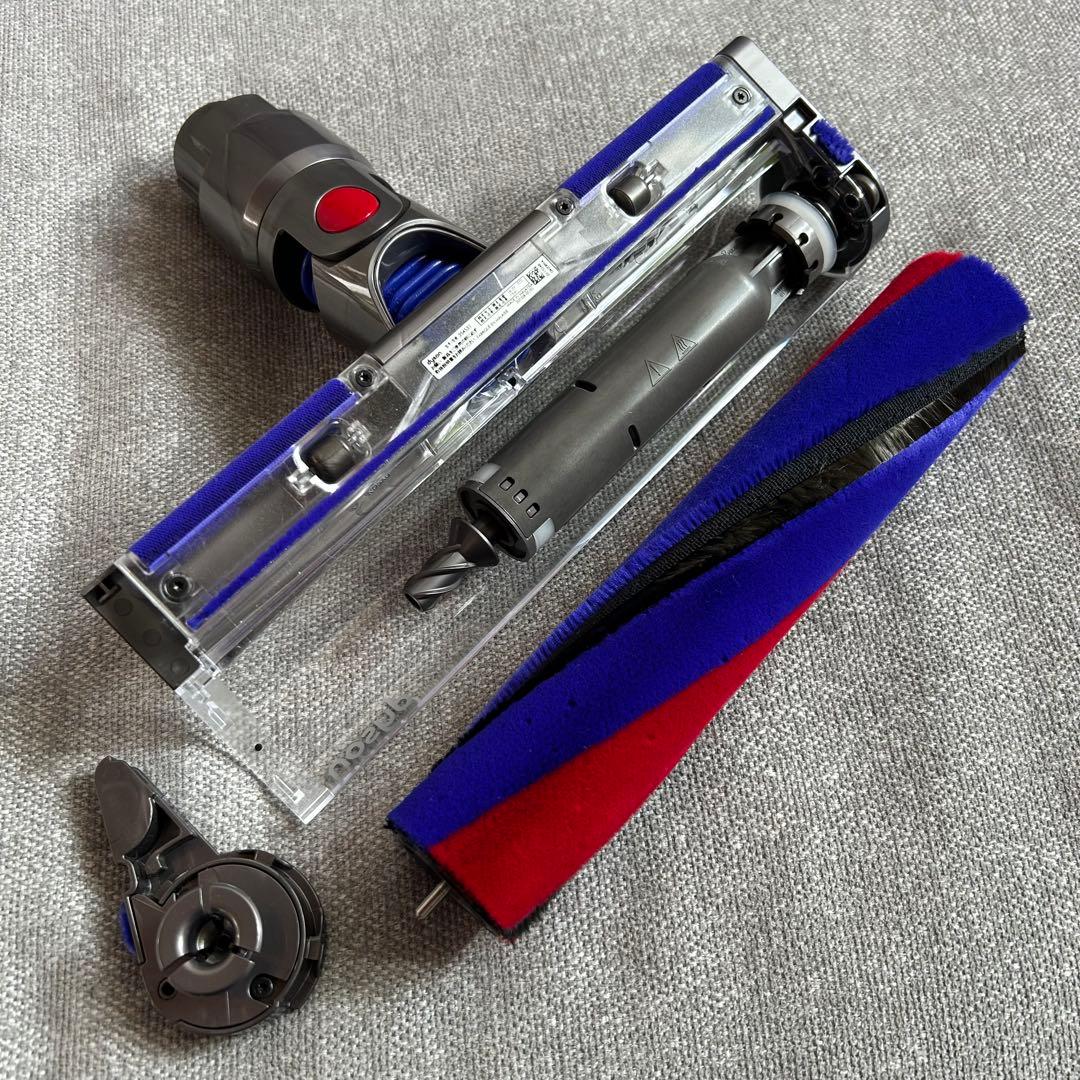 【未使用に近い】dyson v8 slim fluffyクリーナーヘッド
