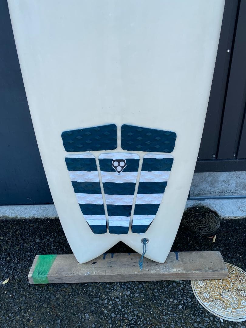 アルメリック サーフボード 全長1930ｍｍ全幅540ｍｍ厚み60ｍｍ