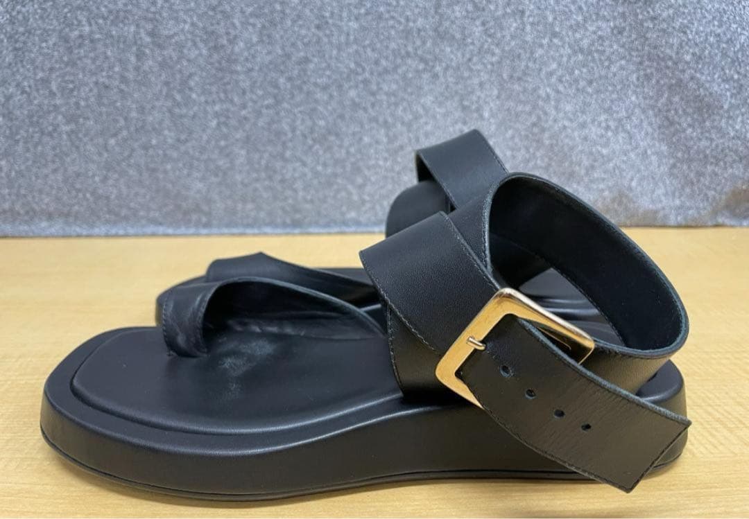 GIA BORGHINIレザーアンクルストラップサンダルA24251