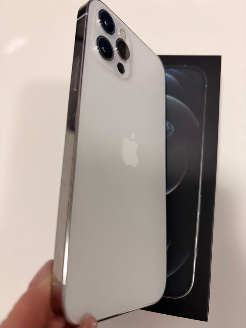 Apple iPhone 12 Pro 128GB シルバー 本体