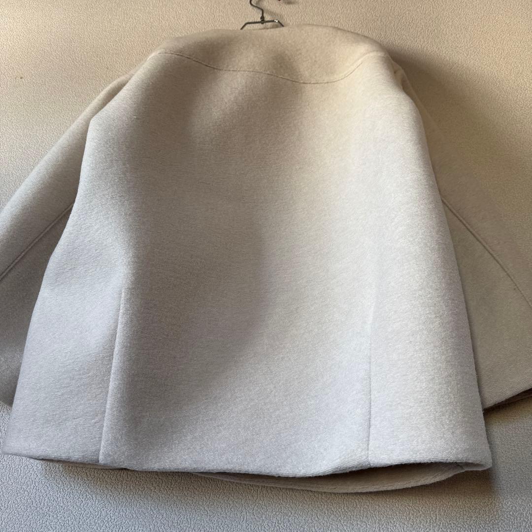 新品未使用　アンフィーロ　フォルムコート　ミドルコート