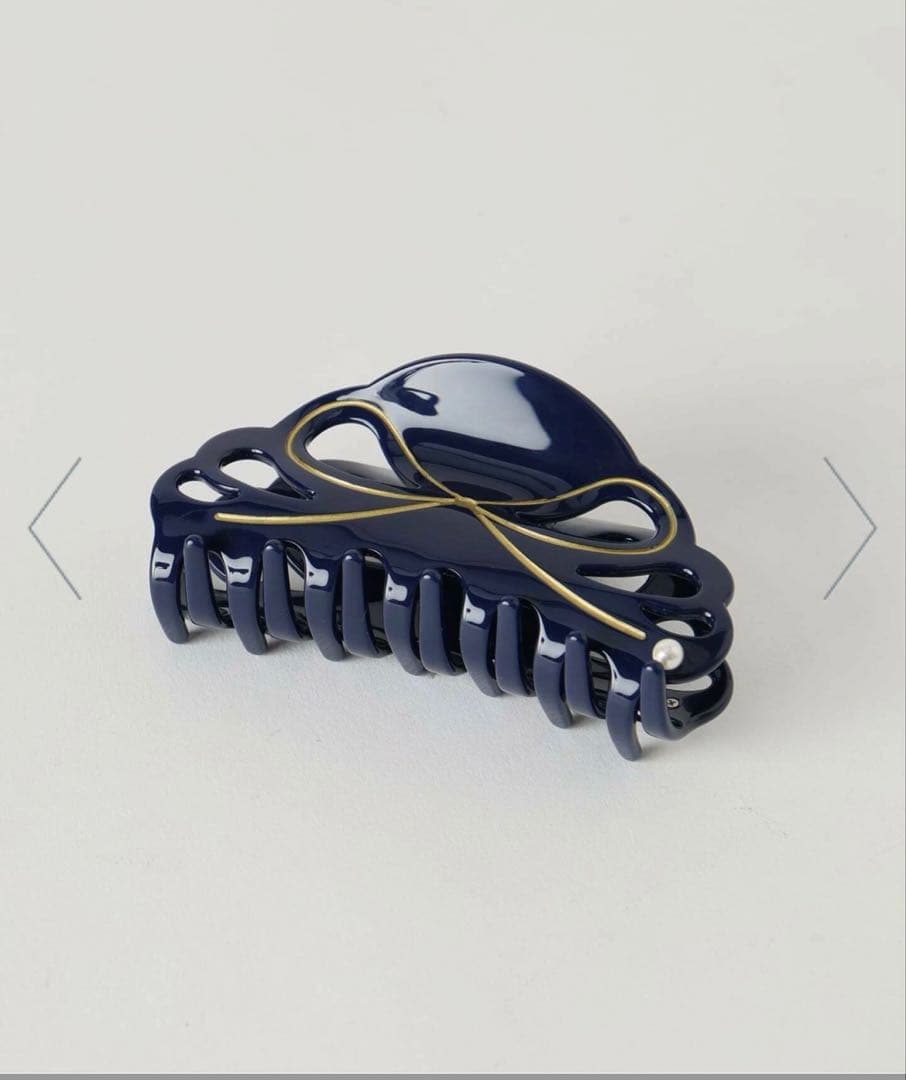 ラトータリテ　perle ネイビー ヘアクリップ　たなべさおり