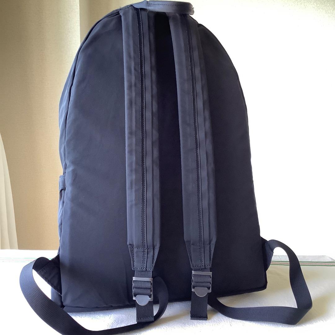 スタンダードサプライ STANDARD SUPPLY ラージデイパック 黒