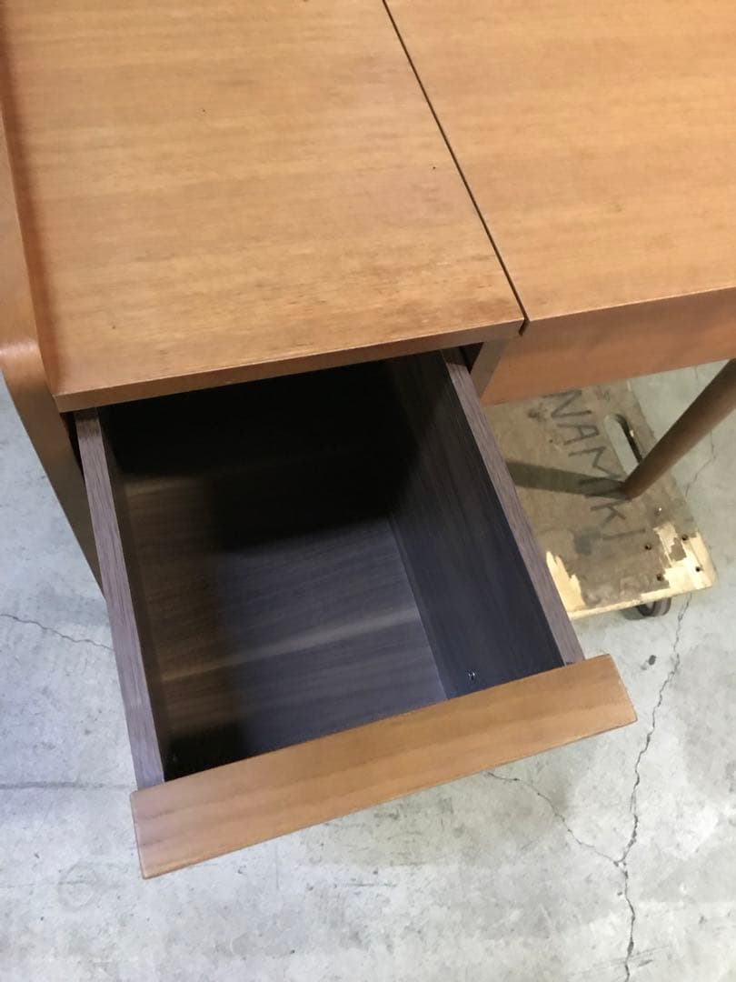 ウニコ unico アルベロ ドレッサー