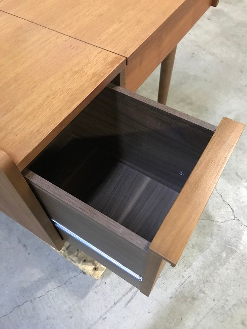 ウニコ unico アルベロ ドレッサー