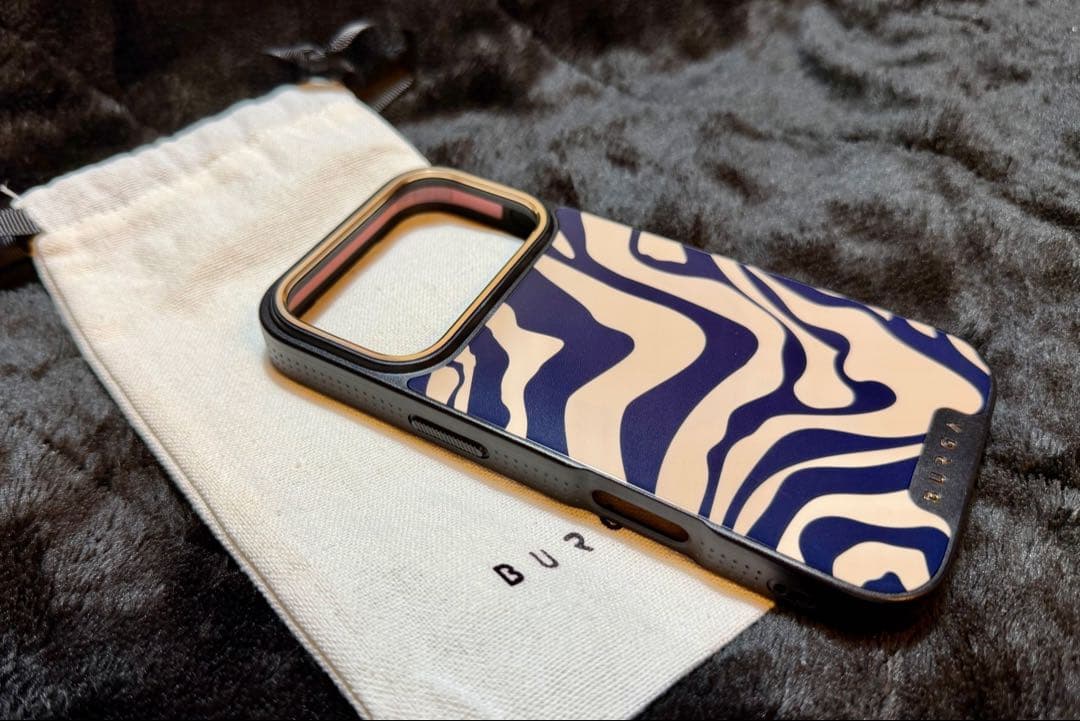□ BURGA iPhone17 Pro ケース ワケアリ □