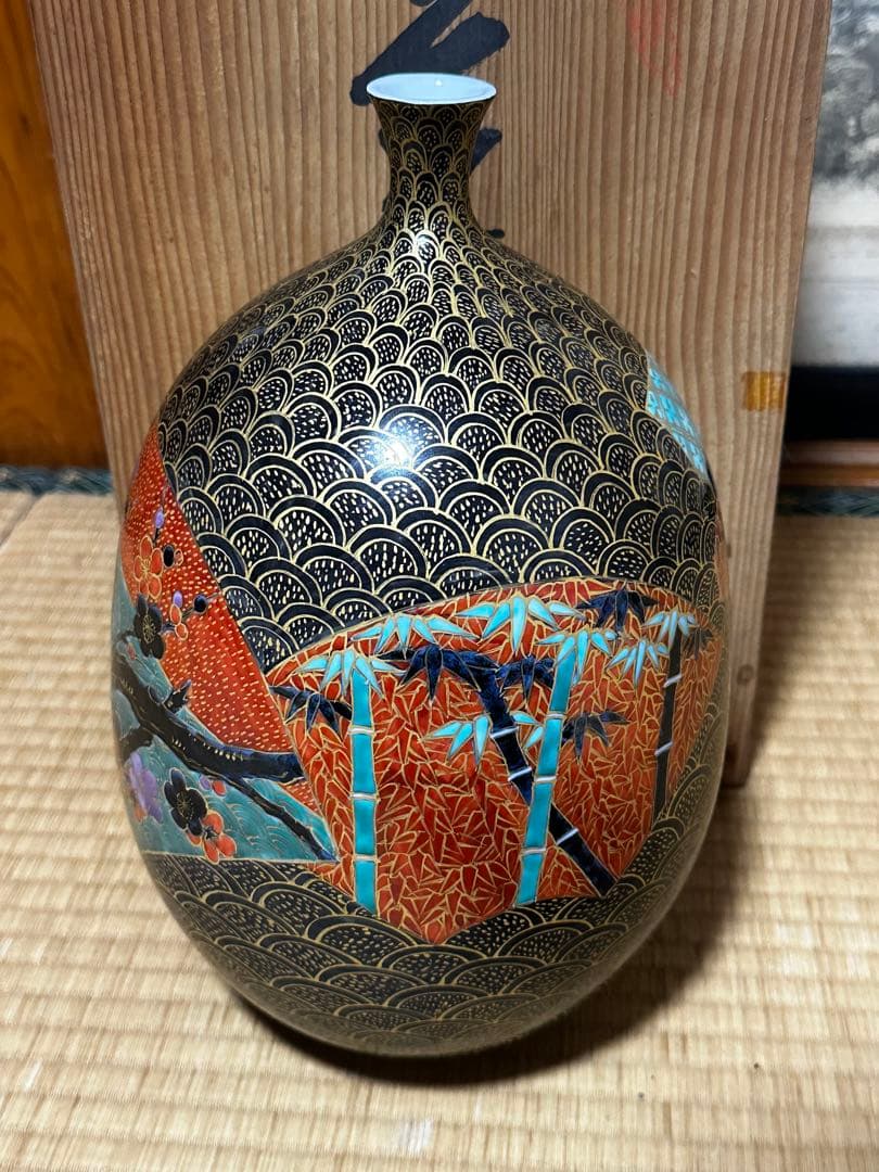 有田焼　手描き鶴模様陶器花瓶　弥左士門