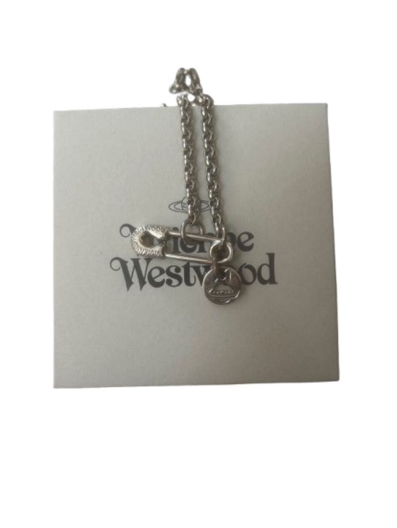 国内完売！激レアVivienne Westwood セーフティピンネックレス