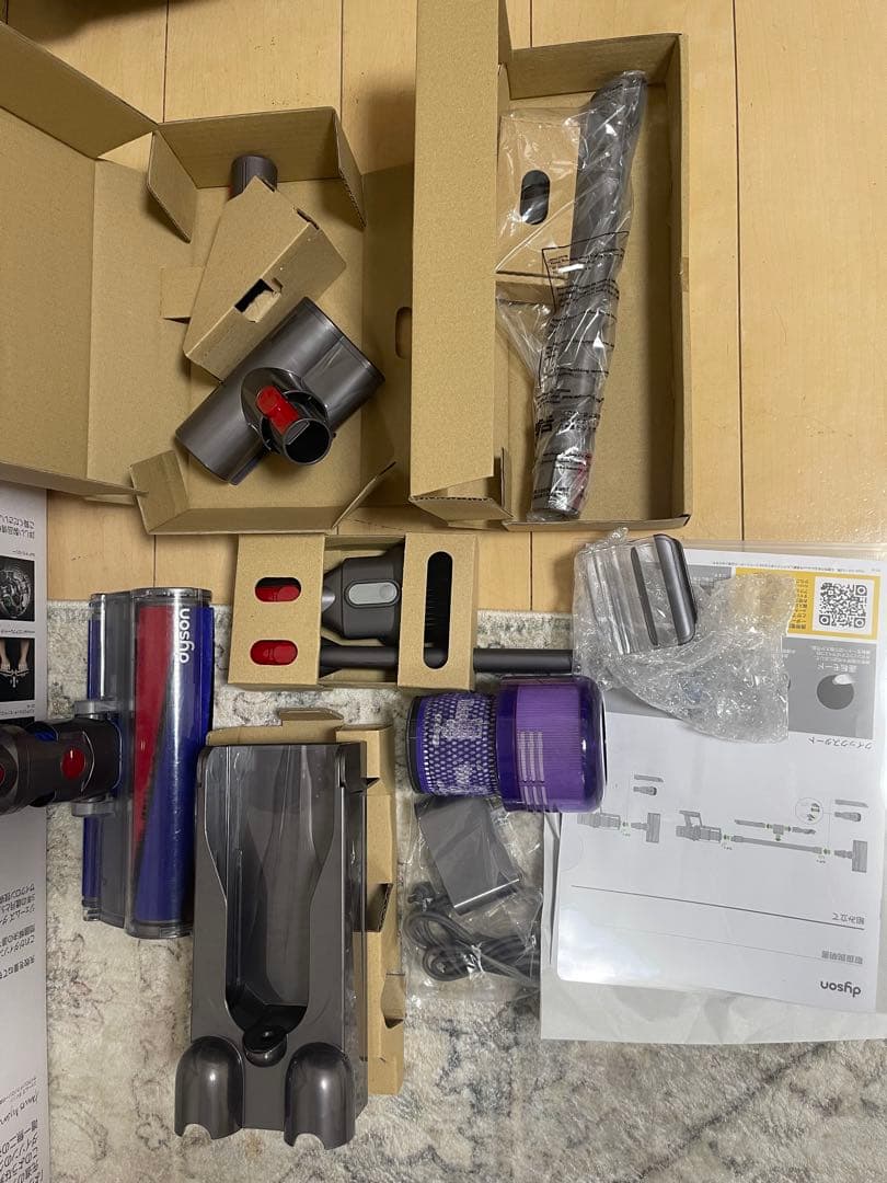 d*s様 【美品】Dyson コードレスクリーナー V11 sv14 エコーモー