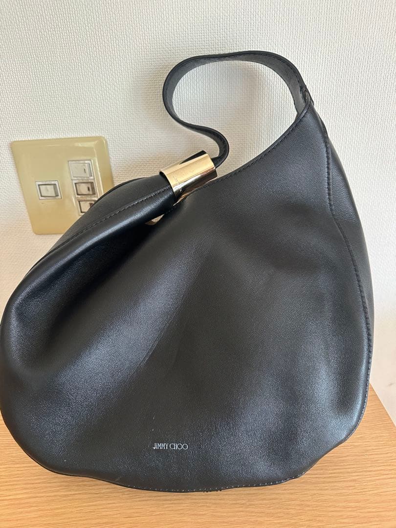 Jimmy Choo ブラックレザー ショルダーバッグ　STEVIEジミーチュウ