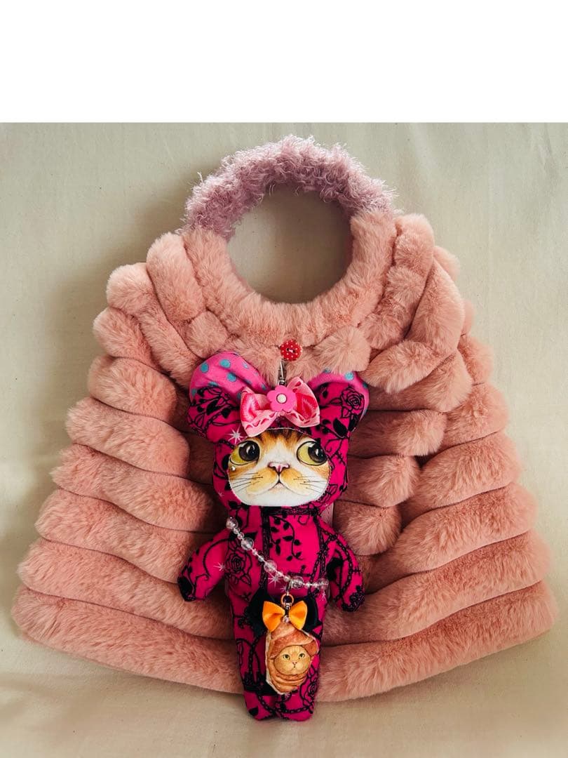 ハンドメイド　コヤンイサムチョン　もこもこバッグ♡マスコット♡パスケース❣️