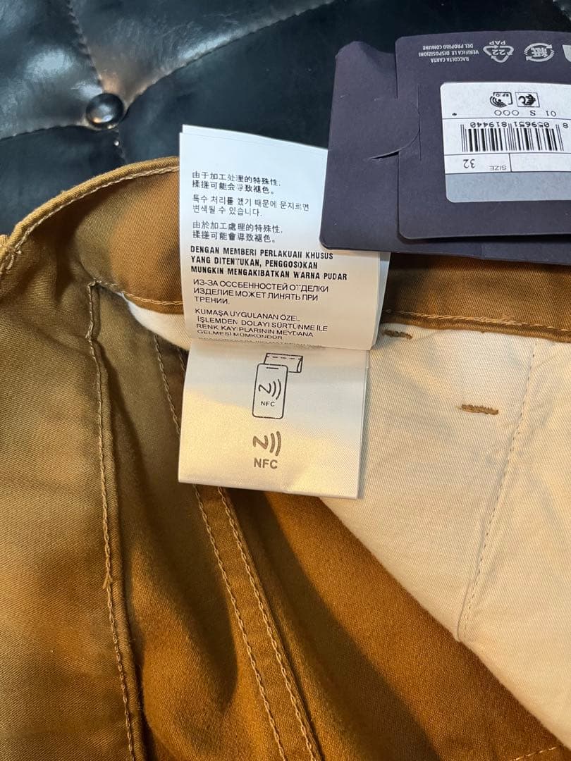 PRADA 24fwモールスキン パンツ W32