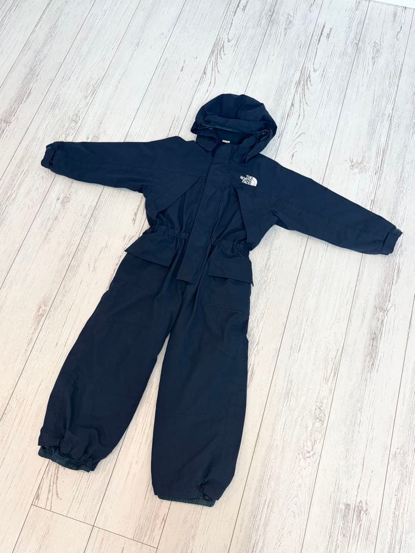 【ハイシーズン前にちょっとお値下げ】110大人気ノースフェイス子供スキーウェア紺