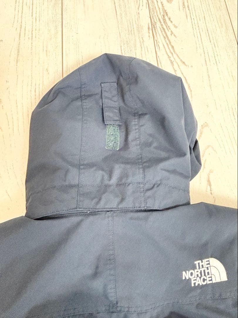 【ハイシーズン前にちょっとお値下げ】110大人気ノースフェイス子供スキーウェア紺