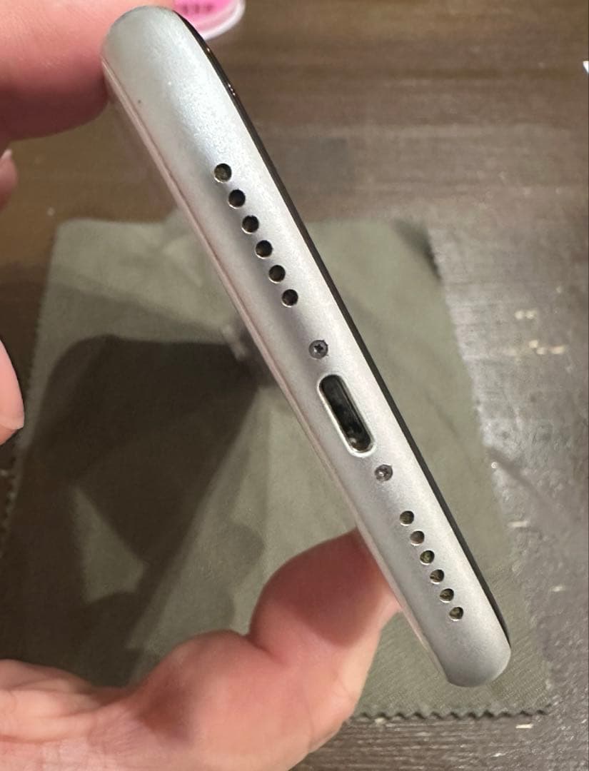 Apple iPhone XR ホワイト 128G