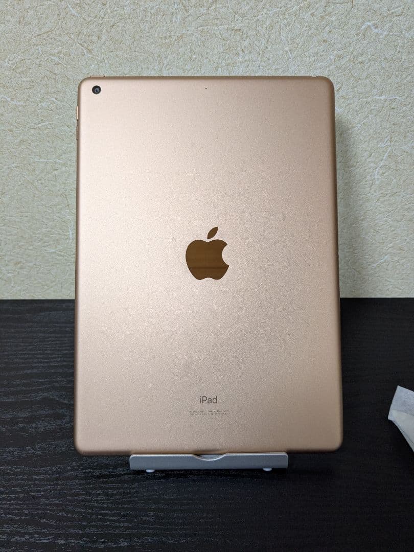 iPad 第8世代 32GB wifiモデル　バッテリー良好