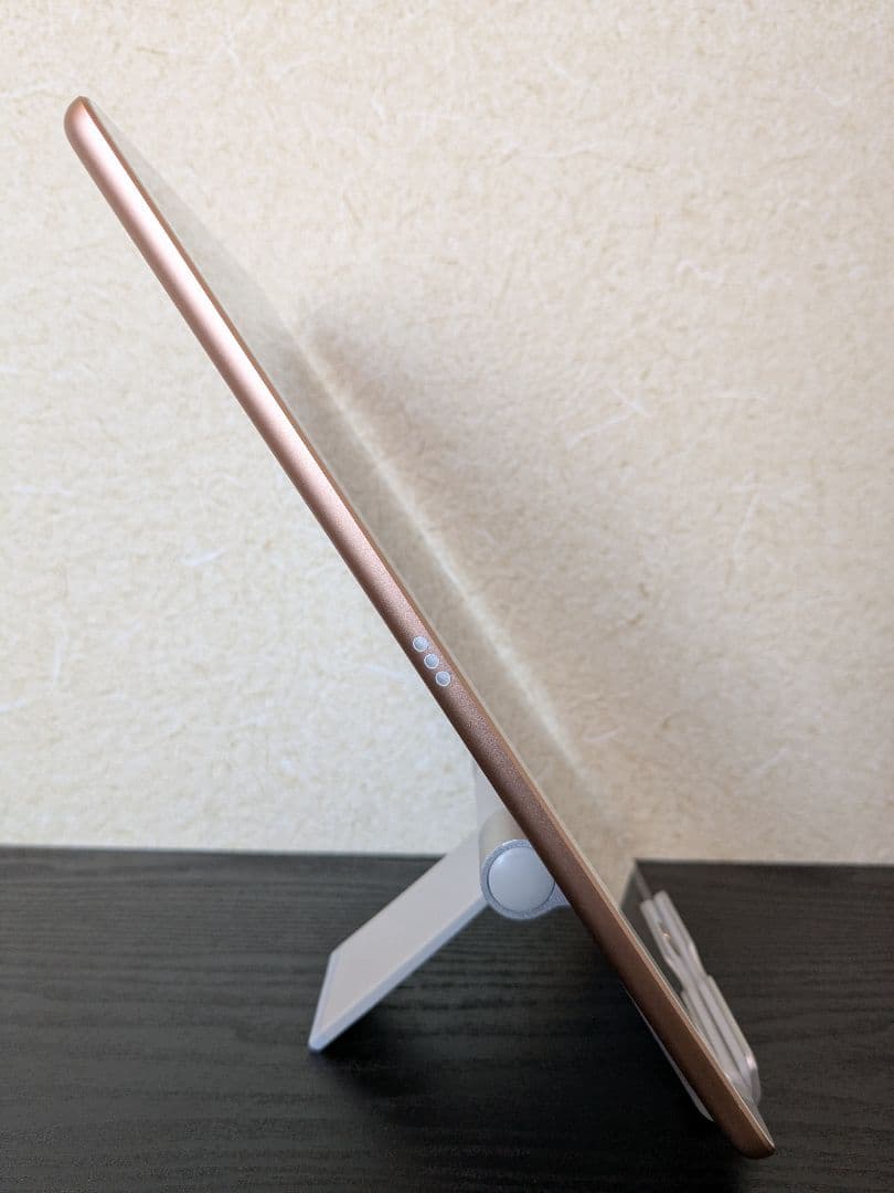 iPad 第8世代 32GB wifiモデル　バッテリー良好