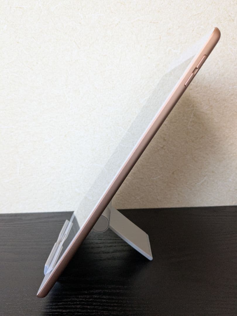 iPad 第8世代 32GB wifiモデル　バッテリー良好