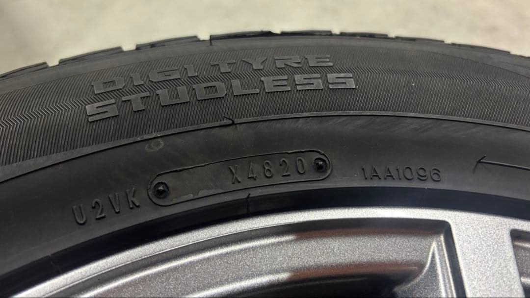 スタッドレスセット 235/65R18 WINTER MAXX SJ8