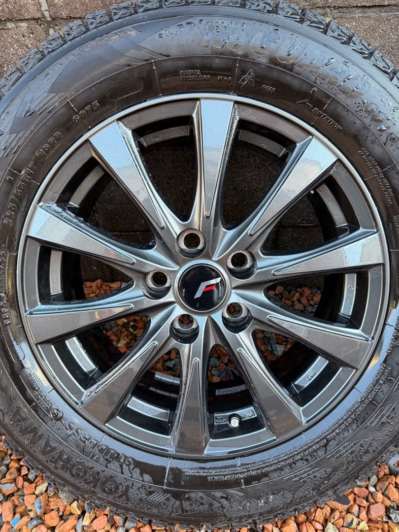 40系アルファード　スタッドレスタイヤ　４本セット