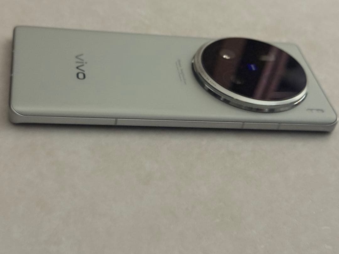 Vivo X100 Ultra 16GB 1TB チタニウム 付属品完備　美品