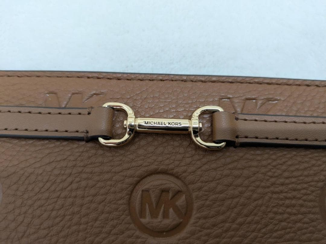 【新品未使用】マイケルコース CARSON　ロゴ デボス 長財布