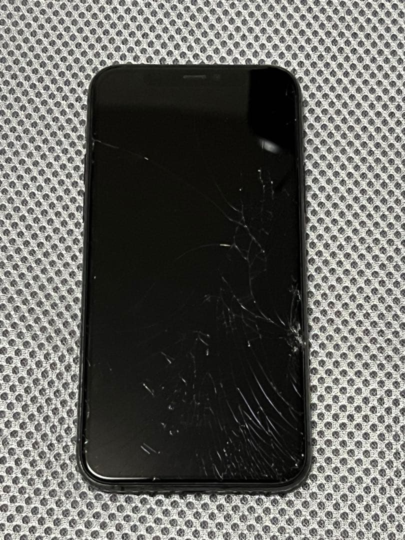 Apple iPhone 11 Pro 256GB スペースグレー 本体