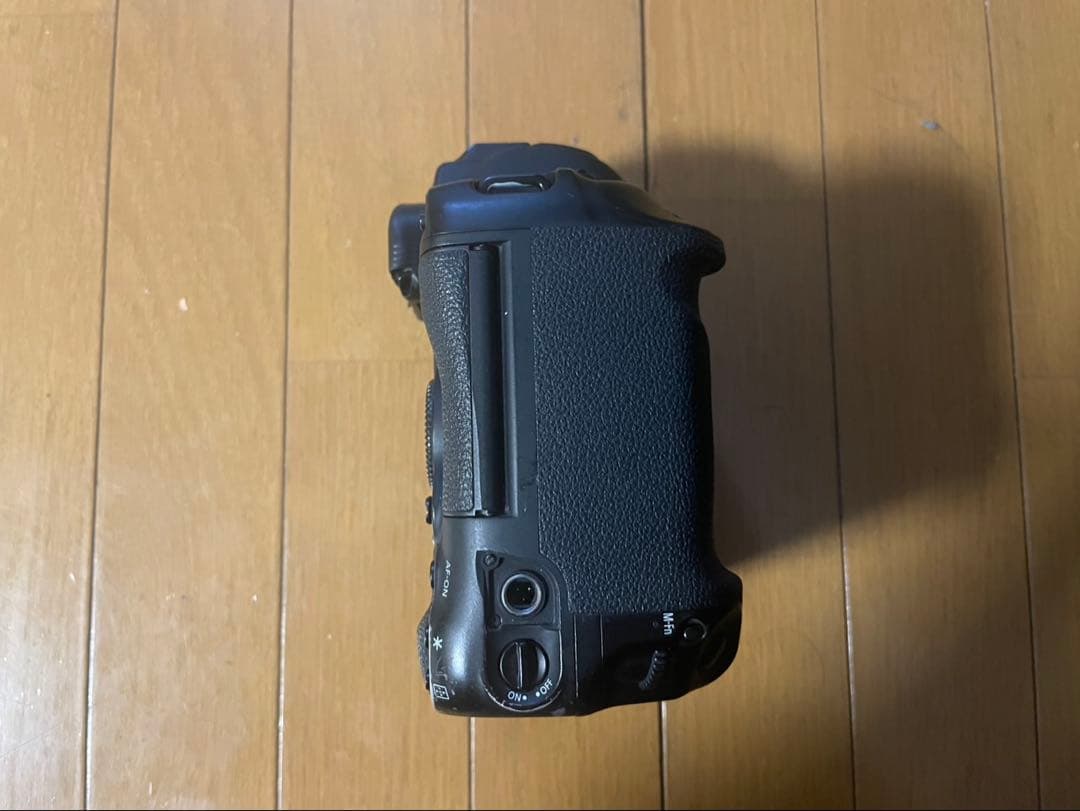 Canon eos 1DX markii 2 シャッター数12万5000回以下