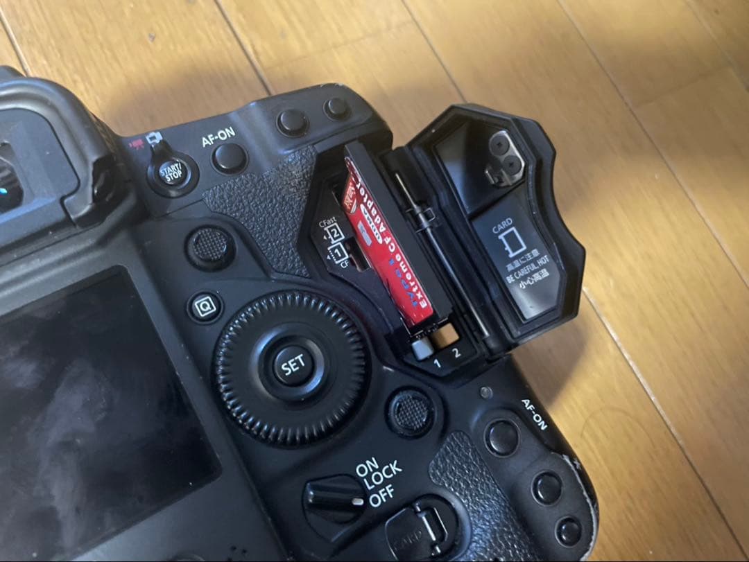 Canon eos 1DX markii 2 シャッター数12万5000回以下