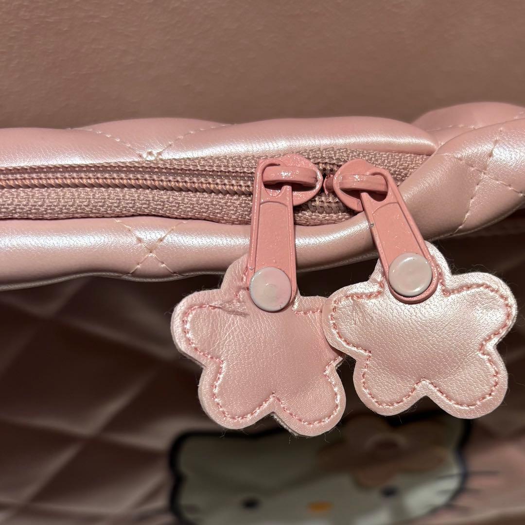 ハローキティ　キルトスノーボードケース