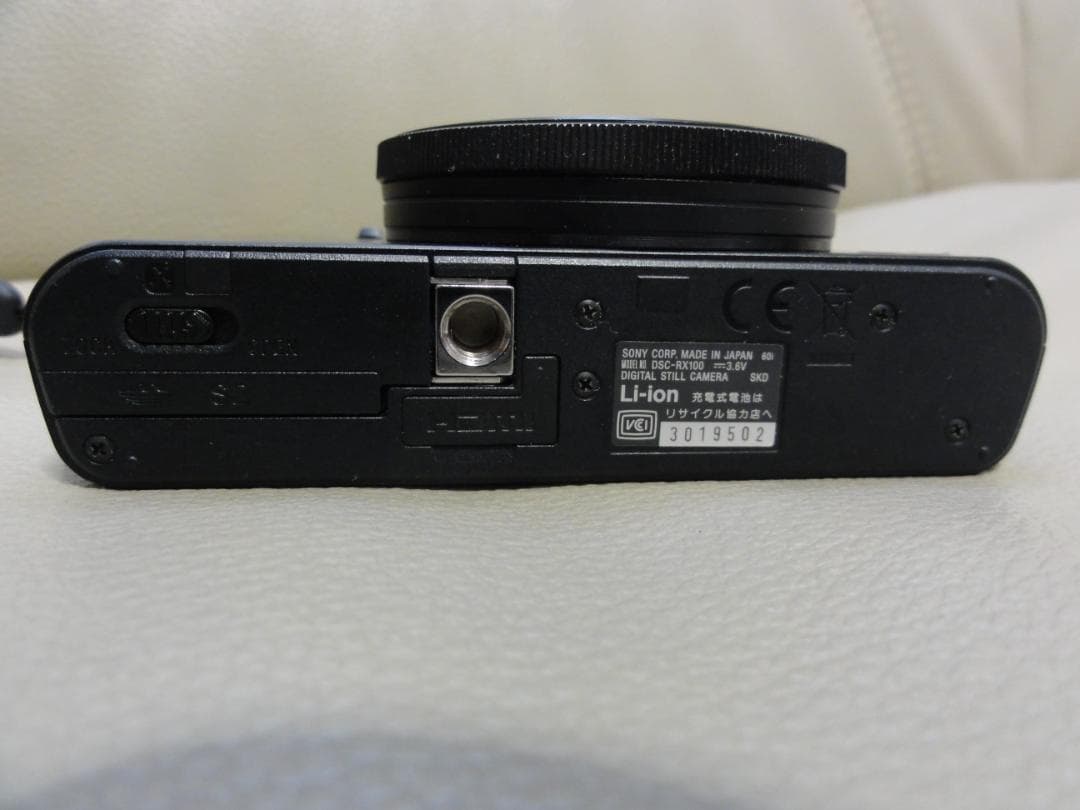 SONY(ソニー) デジタルカメラ サイバーショット DSC-RX100