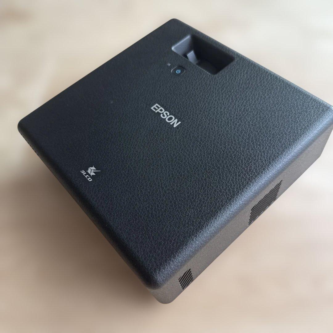 EPSON dreamio ホームプロジェクター EF-11