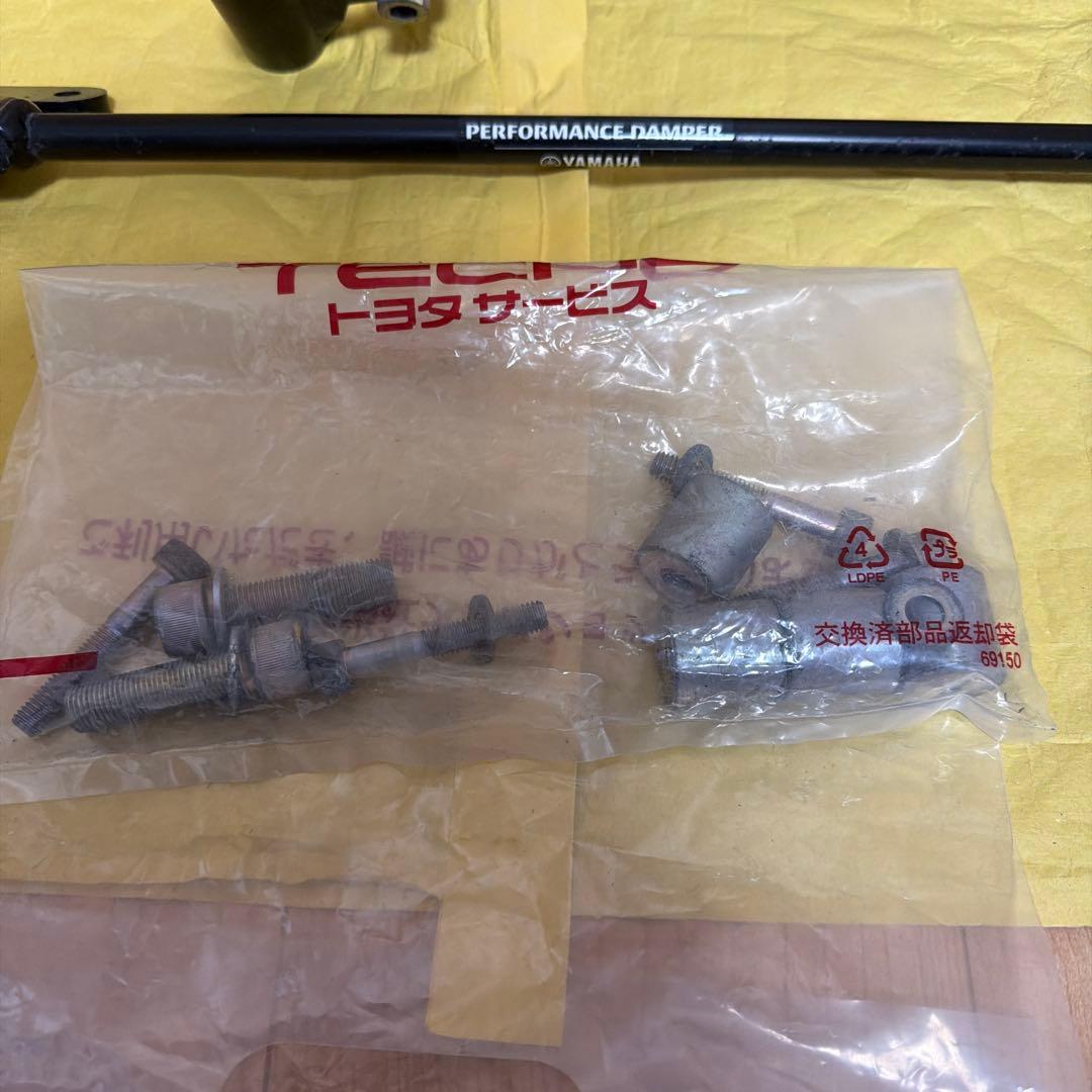 COX BODY DAMPER D-TEC ZWR80 ノア　ヴォクシー